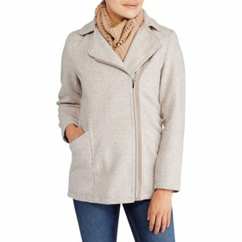 Cute Jacket - Picture 1 of 3